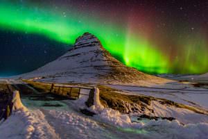 Kirkjufell mountain in northern lights