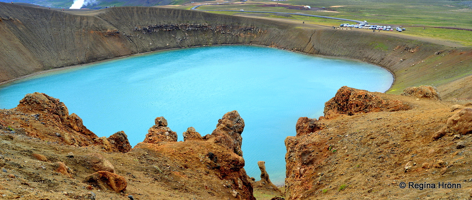 Stóra-Víti crater and a blue lake